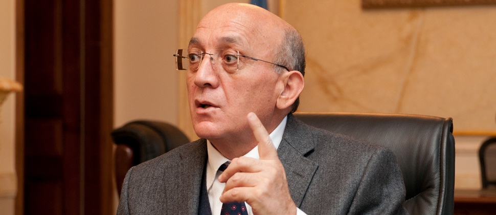 Mübariz Qurbanlı: “Xaricdə təhsil alan gənclərimizin ekstremist təşkilatların təsiri altına düşməməsi üçün tədbirlər görülür”