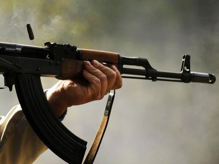 Ermənilər Azərbaycanın sərhəd kəndlərini atəşə tutublar, bir nəfər yaralanıb, iki ev yanıb