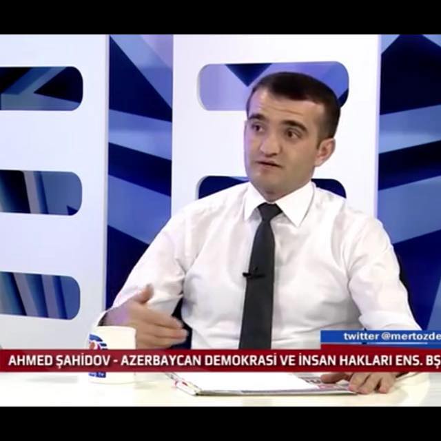 Əhməd Şahidov canlı yayımda açıqladı: Deputatlığa namizəd olacaq