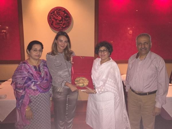 Qənirə Paşayeva Pakistan Parlamentinin senatoru ilə görüşüb