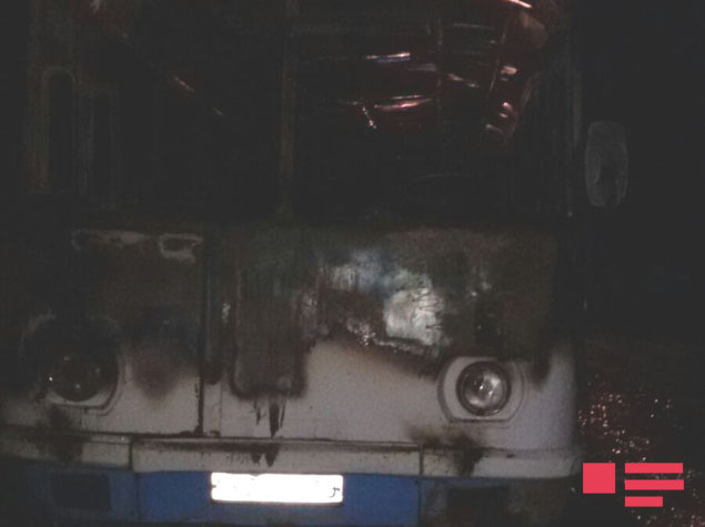 Zaqatalada sərnişin avtobusu yanıb -  FOTO 