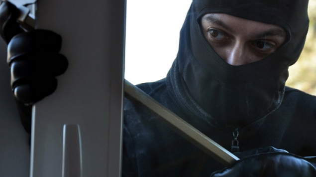Maskalılar evə basqın etdi, 86 yaşlı qadını döyüb öldürdülər