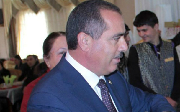 İcra başçısının oğlu məmura 20 min manat "atdı" — - TƏFƏRRÜAT 
