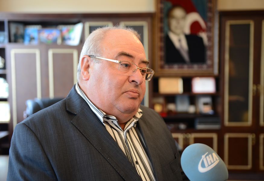 Özəl universitet rektoru deputatlığa namizəd oldu