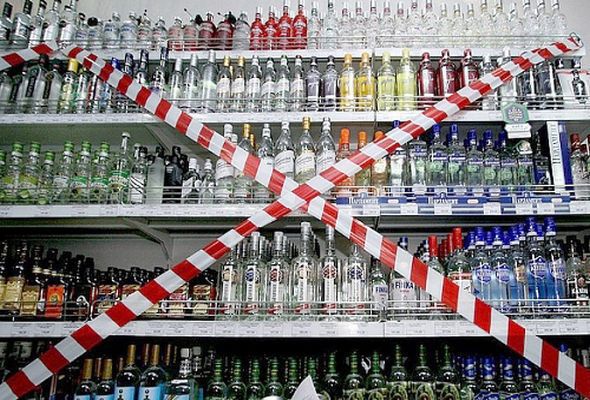 Bakının tanınmış mağazasında qanunsuz içkilər aşkarlandı – FOTO