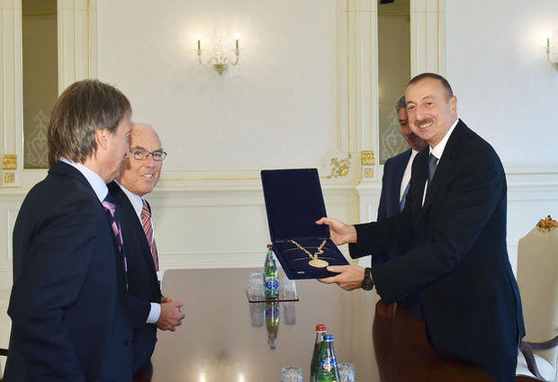 İlham Əliyevə “Fair Play" medalı təqdim olundu-FOTO