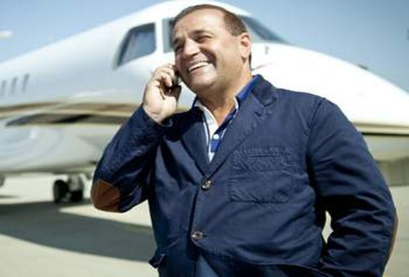 Hacı İbrahim borca görə məhkəməyə verildi