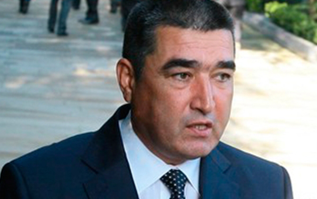 Pirverdiyev maaş vermir -İşçilər şikayətçidir