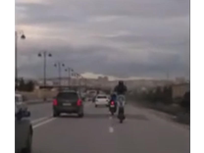 Bakıda motoşou: ölümlə oynadı–VİDEO