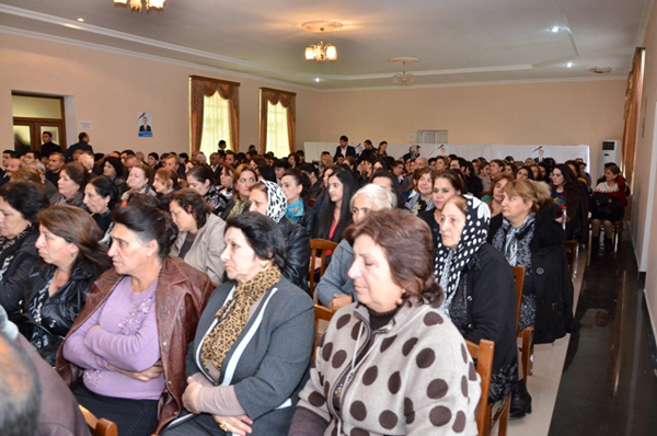 Elçin Quliyev rayonun təhsil işçiləri ilə görüş keçirdi -  FOTO