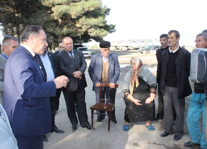 İsmayil Ağayevin seçicilərlə görüşləri davam edir- Foto + Video