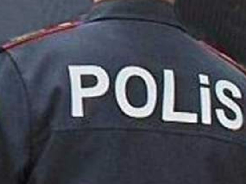 Bakıda polis güllələndi