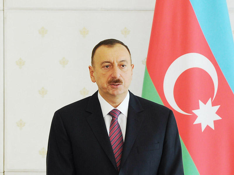 Prezident İlham Əliyev parlament seçkilərində səs verdi