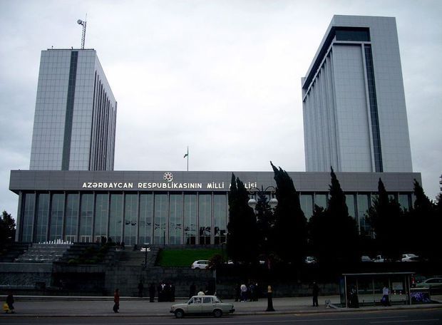 Azərbaycanda 4 universitetin rektoru dəyişəcək