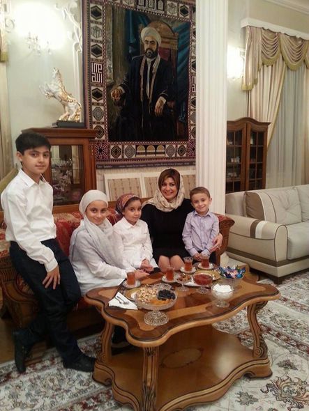 Rövşanə şeyxin evində -  FOTO