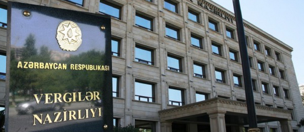 Vergilər nazirliyi son 9 ayda büdcəyə 5,9 milyard pul köçürdü -  Devalvasiyadan sonra