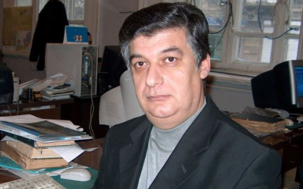 Millət vəkilinə ağır itki