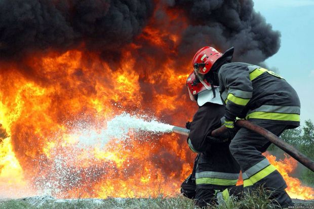 Bakıda dəhşətli yanğın: -  49 ailə təxliyyə olundu 