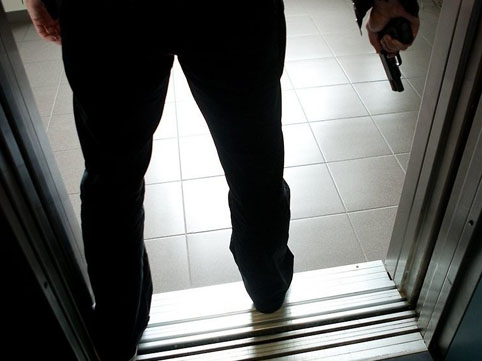 Bakıda polisi güllələdilər –Namus üstündə