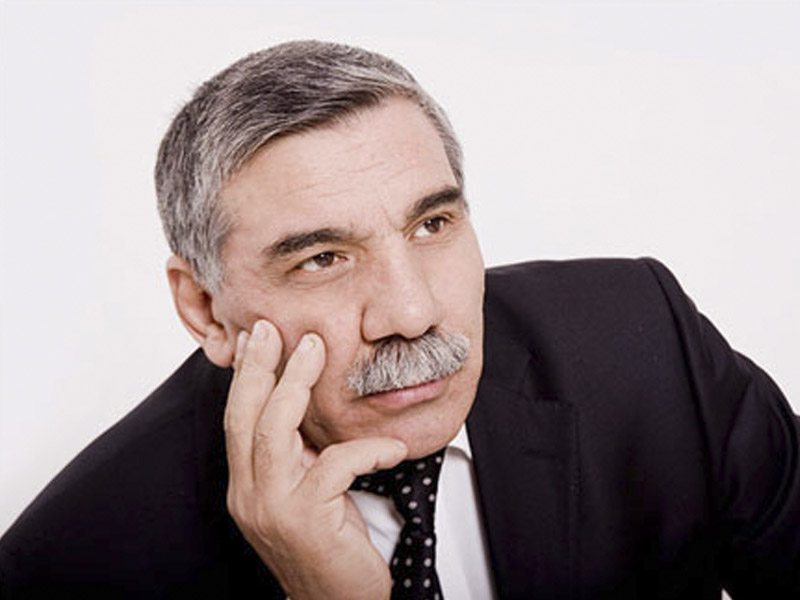 Zəlimxan Yaqubun vəziyyəti pisləşdi