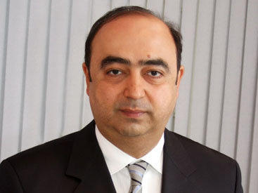 Azərbaycanda kredit oliqarxı müflis durumda: şalvarları satır
