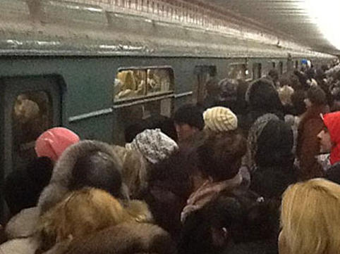 Bakı metrosunda görünməmiş basabas