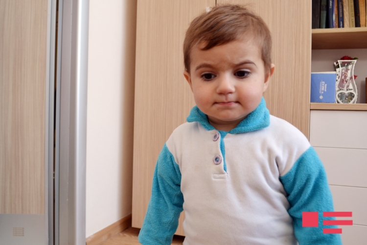 Ana 2 yaşlı qızını başqa qadına verərək qaçıb - MİNGƏÇEVİRDƏ