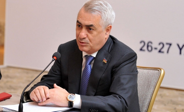 Cavid Qurbanovun baş mühasibinin maliyyə fırıldaqları - Faktlar