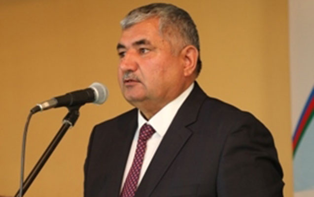 Deputatın qardaşı qızı direktor təyin edildi -  Qalmaqallı məktəbə