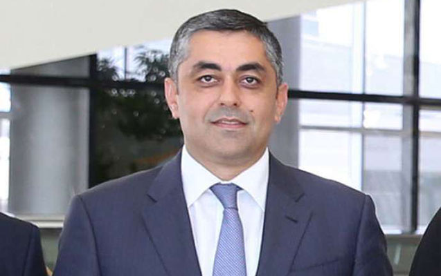 Nazir əvəzi 18 nəfəri işdən çıxardı