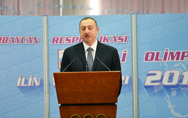 İlham Əliyev manatdan danışdı:  "Manatın devalvasiyası qaçılmaz idi"