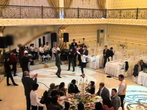 Şəmkirli milyonçunun oğlunun sünnət toyu - yüzminlər havada uçuşur  VİDEO 