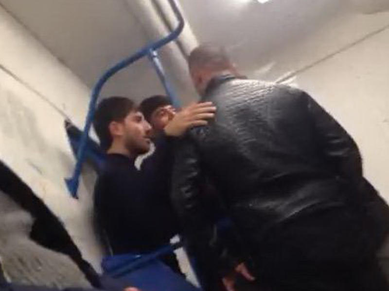 Bakı metrosunda gənclərin yersiz hərəkəti idmançını coşdurdu -  VİDEO 
