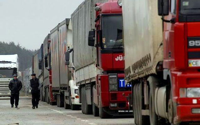 Azərbaycandan yarım milyon dollar çıxararkən sərhəddə yaxalandı