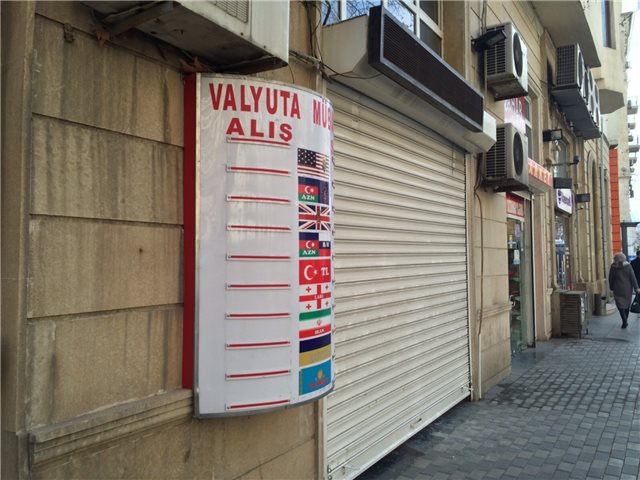 Banklar dollar satışını dayandırdı