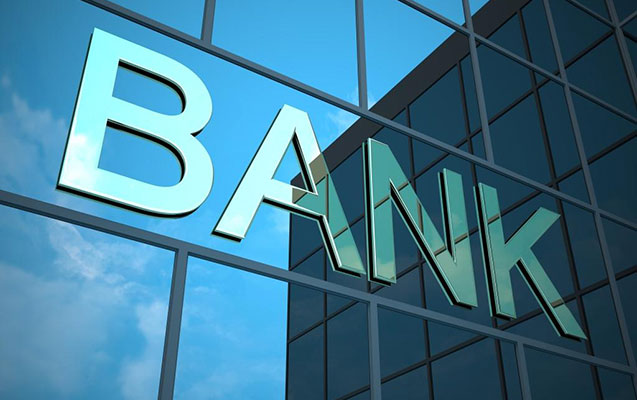 Altı bank “neqativ” siyahıya düşdü