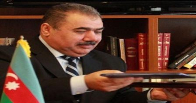 Arif Alışanov tanınmış jurnalistə vəzifə verdi