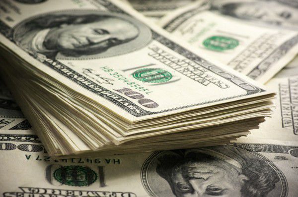 Bakıda 79 min dəyərində saxta dollar kəsdilər