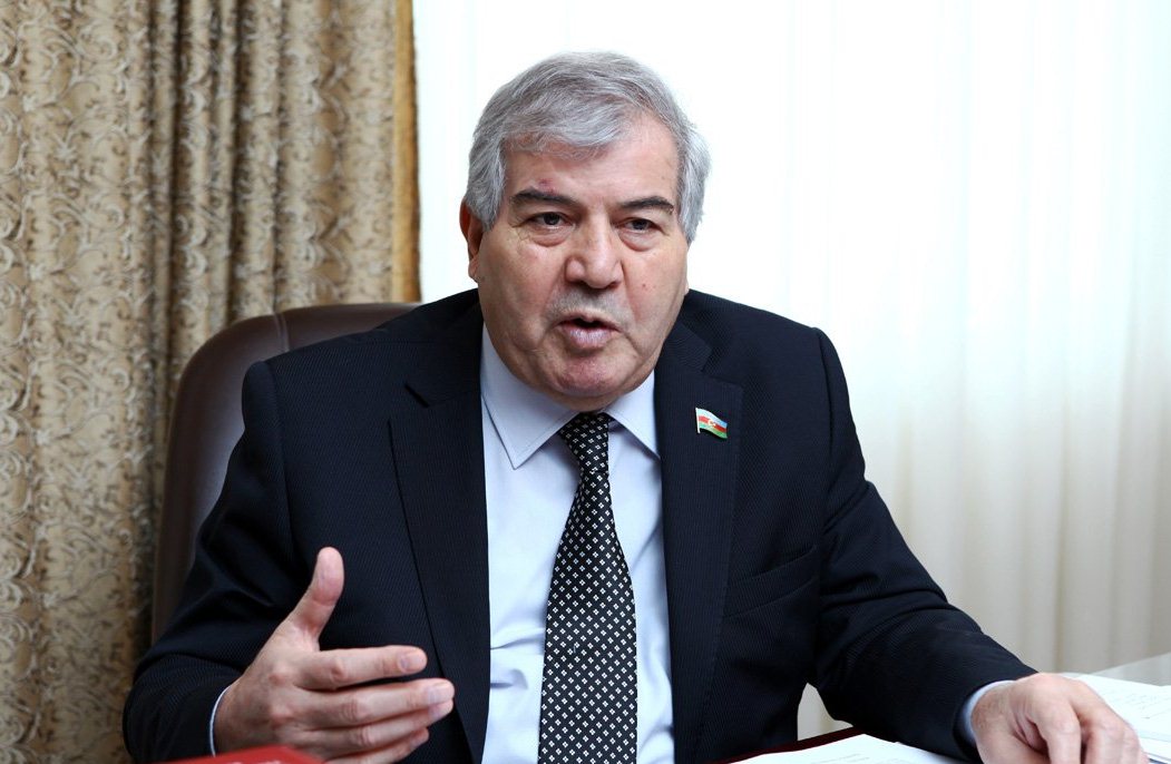 ‘Arif Alışanov əleyhinə bəyanata imza atmamışam’ -  Sabir Rüstəmxanlı 