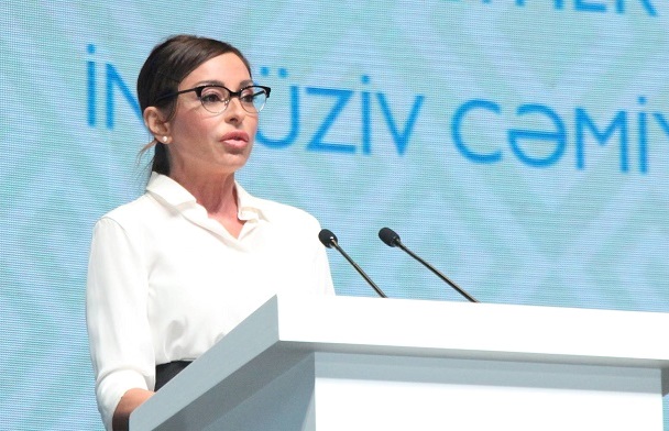 Mehriban Əliyeva: “İşğal olunmuş torpaqların azad edilməsi lazımdır”