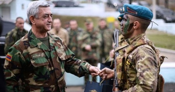 Sərkisyan yaşamaq üçün danışıqlardan imtina edir - Azərbaycanın zərbəsi