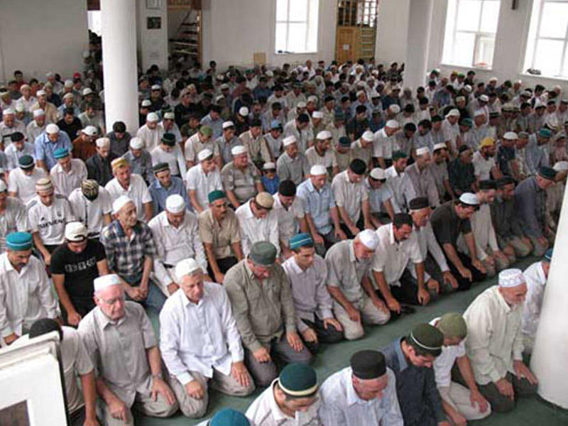 Bütün məscidlərində bayram namazı qılındı