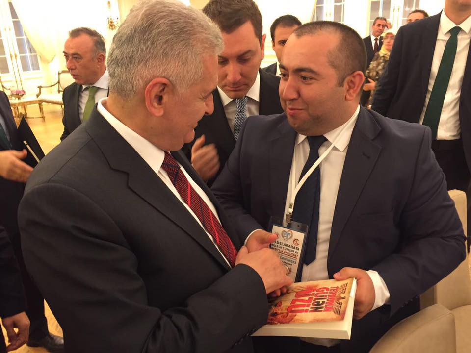 Azərbaycanlı baş redaktor Türkiyənin baş naziri ilə görüşdü - Foto