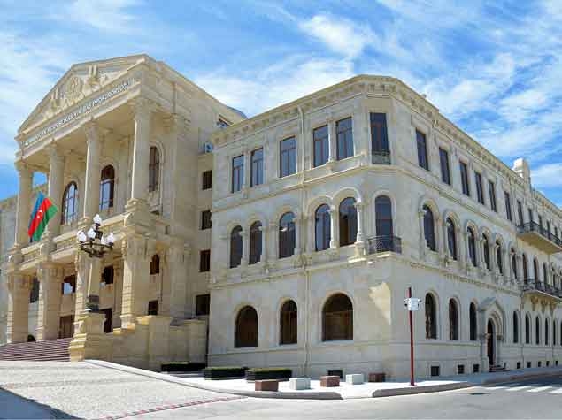 İki prokurorluq işçisi barəsində cinayət işi başlandı -  Biri həbs edildi