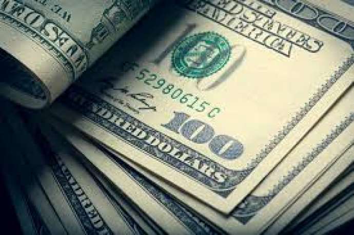 Dolların məzənnəsi 1,59 manatı ötdü