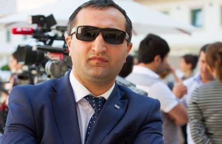 Jurnalist Pərviz Həşimli polisə aparılıb
