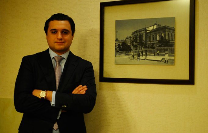 Eldar Mahmudovun oğlu saxlanıldı