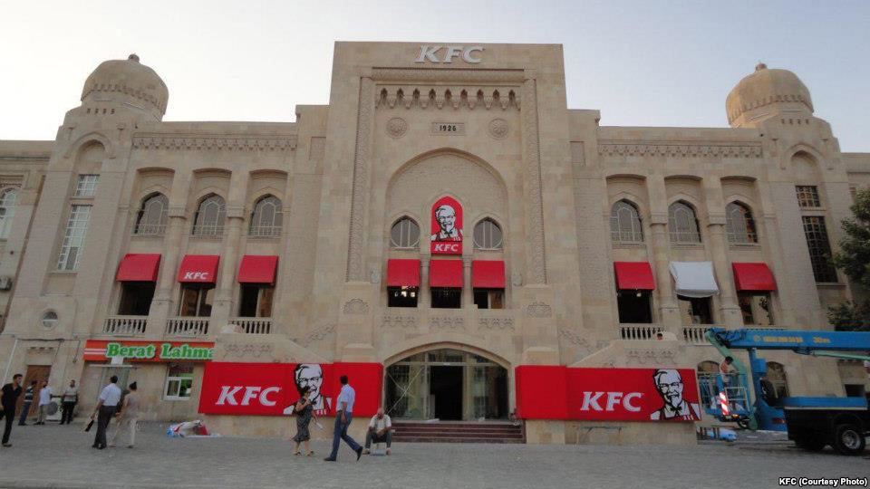 “KFC”-də zəhərlənən 3 uşaq reanimasiyadadır- VİDEO
