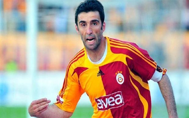 Hakan Şükür “Qalatasaray”dan xaric edildi