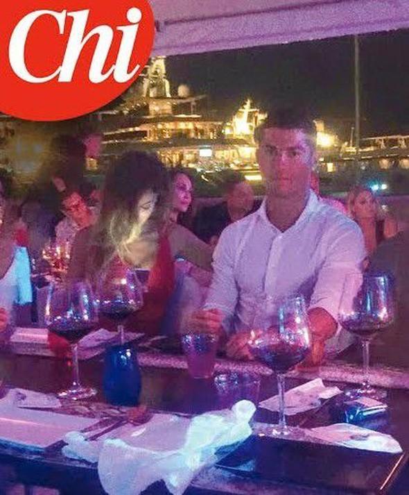 Bu da Ronaldonun gizli sevgilisi - FOTOLAR